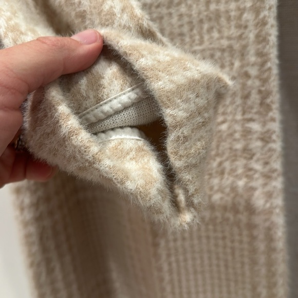 Z Supply herringbone sweater jacket - Picture 6 of 6